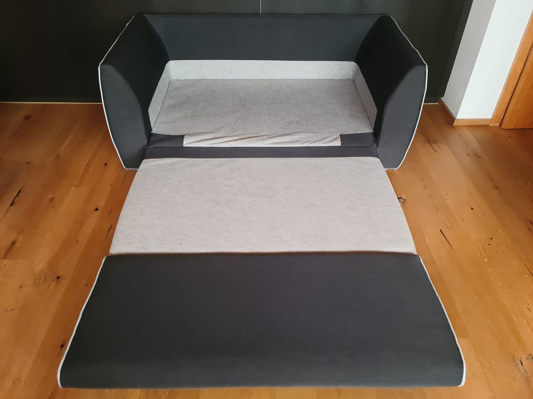 Conforama Sofas: Bettsofa – D'occasion à Laax par Leari 2