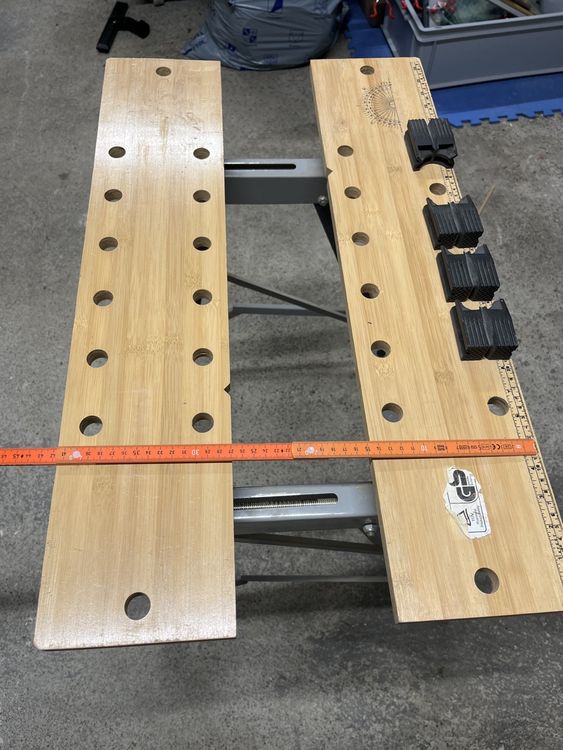 Solid Workbench with Clamps and Ruler (Gebraucht) in Hedingen für CHF ...