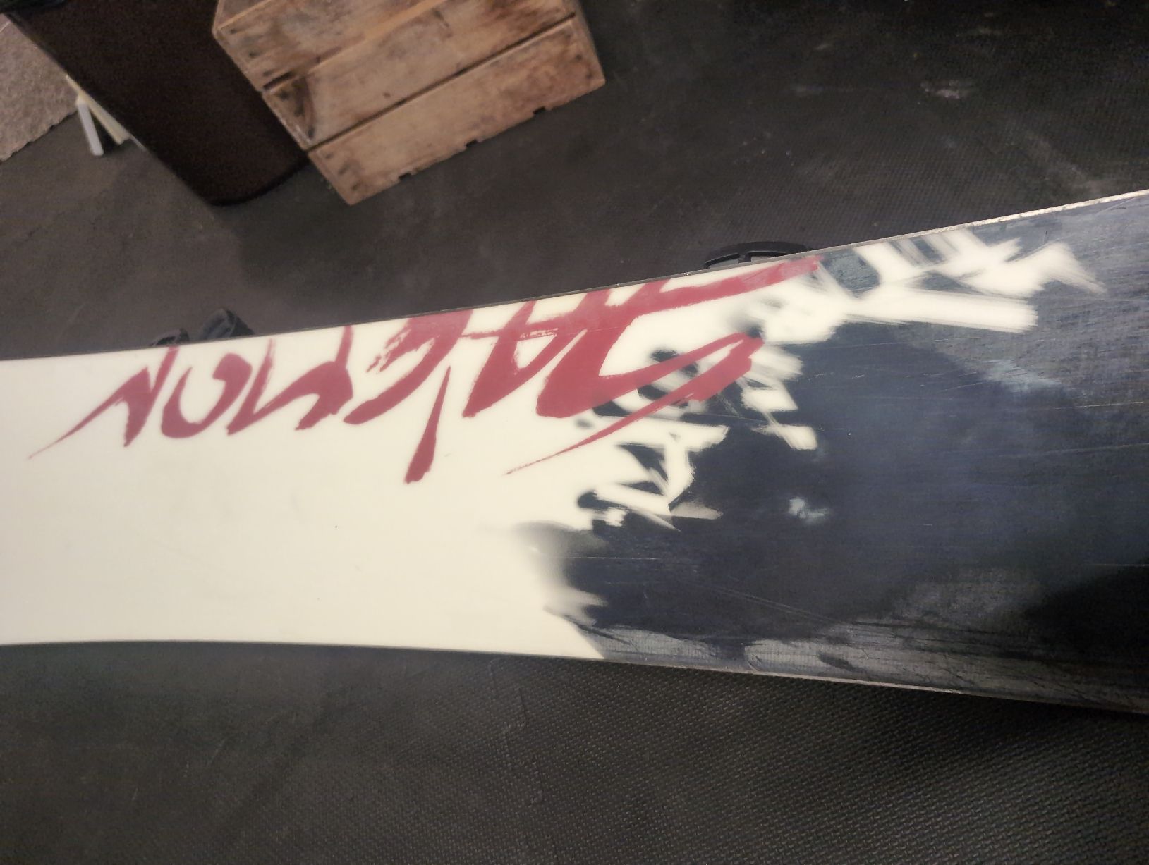 Salomon Board: Snowboard mit Bindung Salomon – Usato da Densbüren venduto da Erratic1988 4