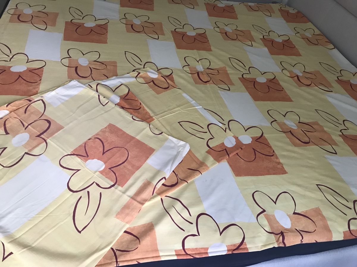 Biancheria da letto: Bettwäsche Set, Gelb mit Blumen Muster – Usato da Dübendorf venduto da nela123 3