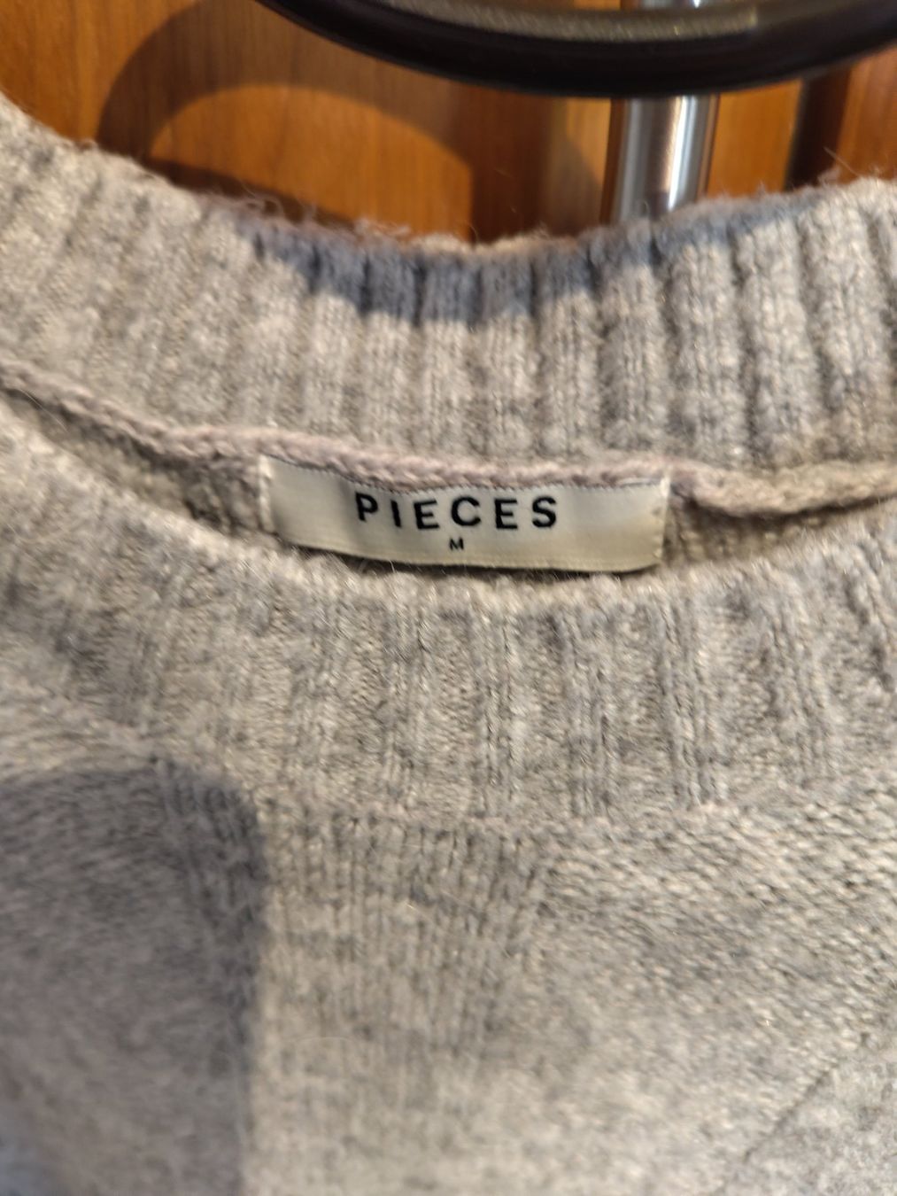 Pieces Maglioni & Felpe: Pullover – Usato da Bern venduto da Linii 2