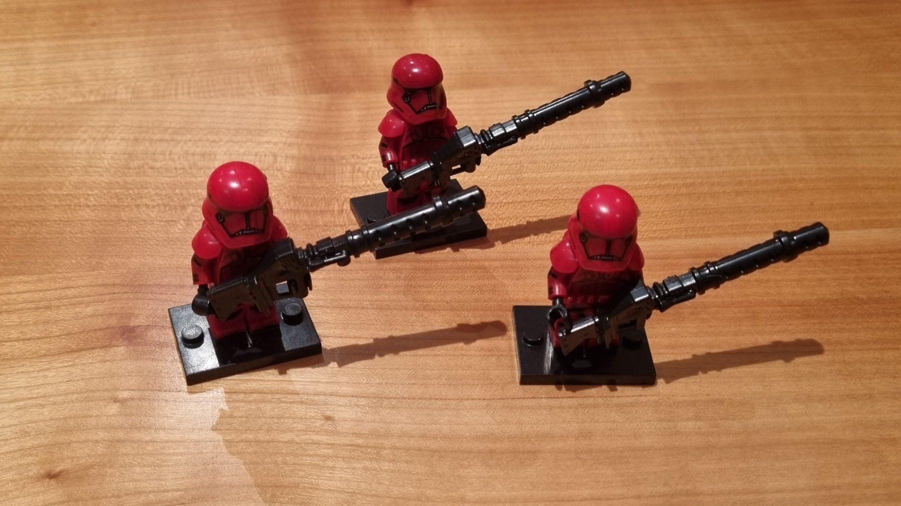 Star Wars Jouets: 3 x Red Mist Storm Trooper (rot) – Neuf (Voir description) à Bure par chap981 3