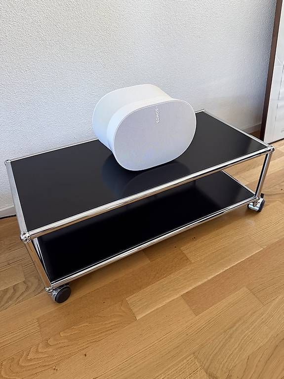 Mobili TV: USM Haller TV Möbel auf Rollen – Usato da Bern venduto da sisndr