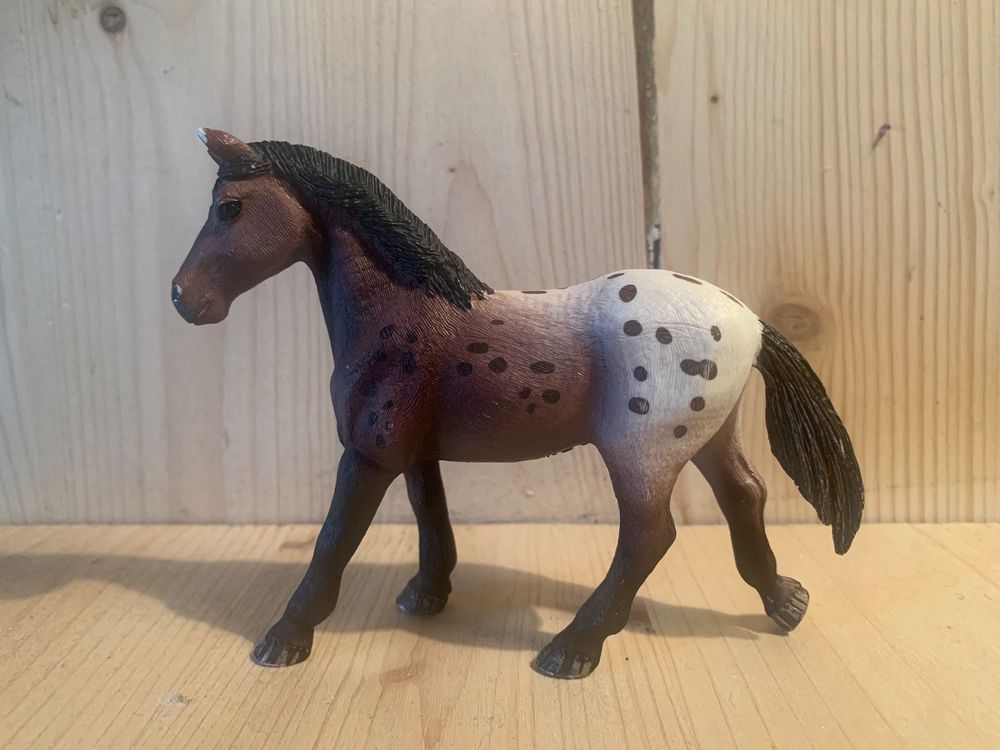 Schleich Spielzeuge: Schleich Pferd – Gebraucht aus Vinelz von Ricardo-Jo