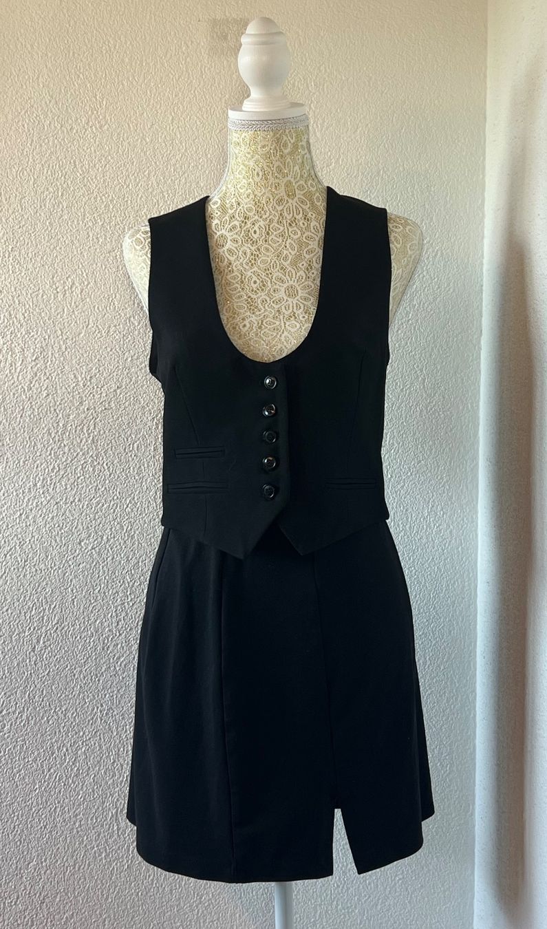 Zara Gilets & Westen: ZARA tailored vest – Neu (gemäss Beschreibung) aus Otelfingen von houseofstae