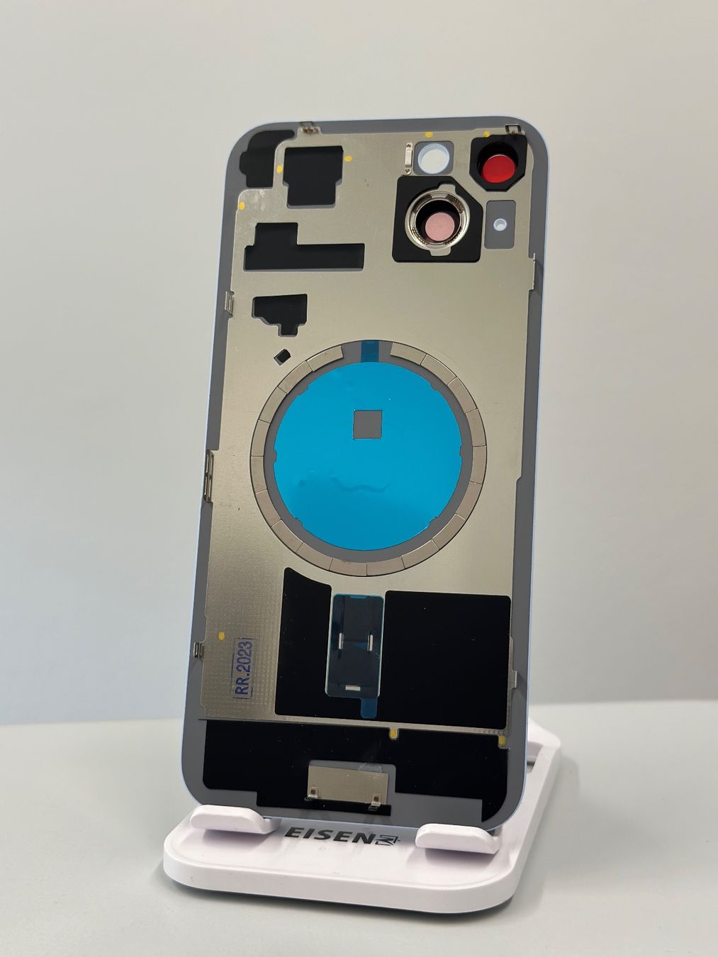 Covers & Schutzfolien: Vitre Cache Arrière iPhone 15 Plus Bleu avec aimants – Neu und originalverpackt aus Zug von ElPhone 1
