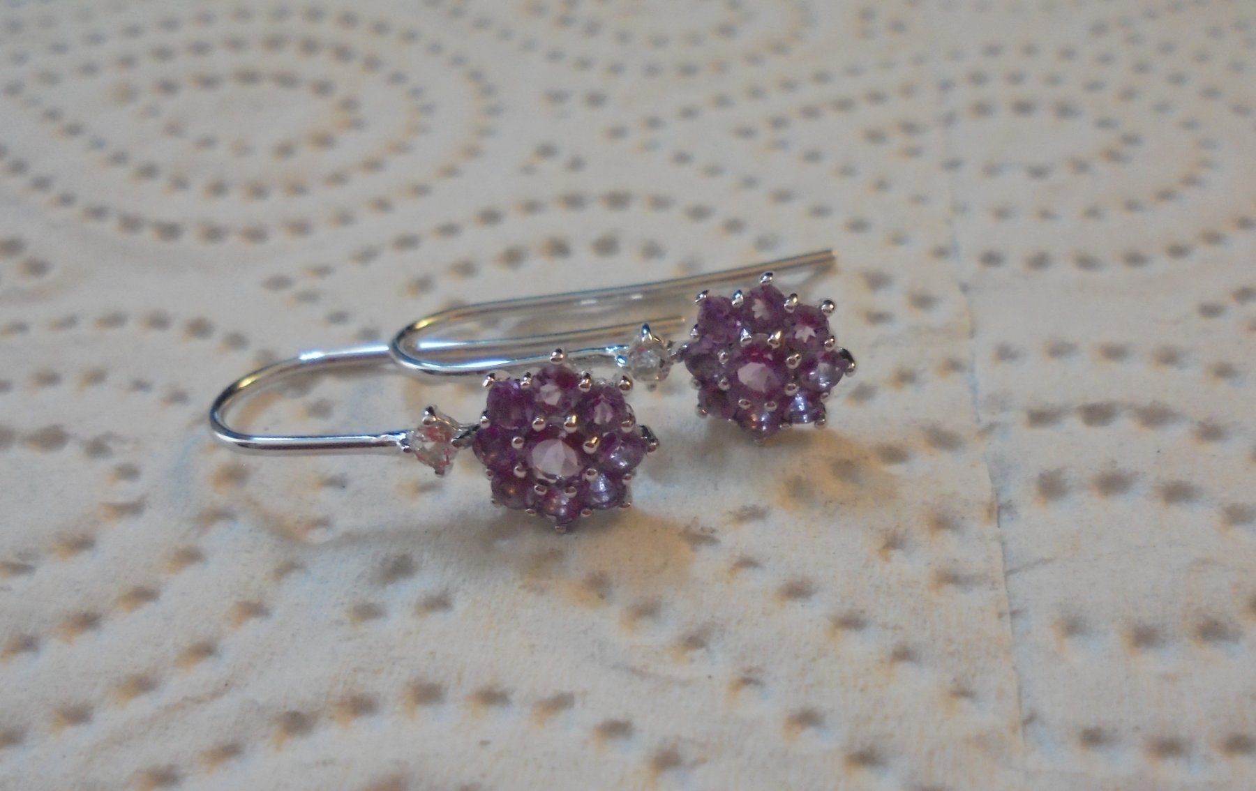 Boucles d'oreille: Echtschmuck: Amethyst-Silberohrhänger – Neuf (Voir description) à Zuchwil par maumauchi 7