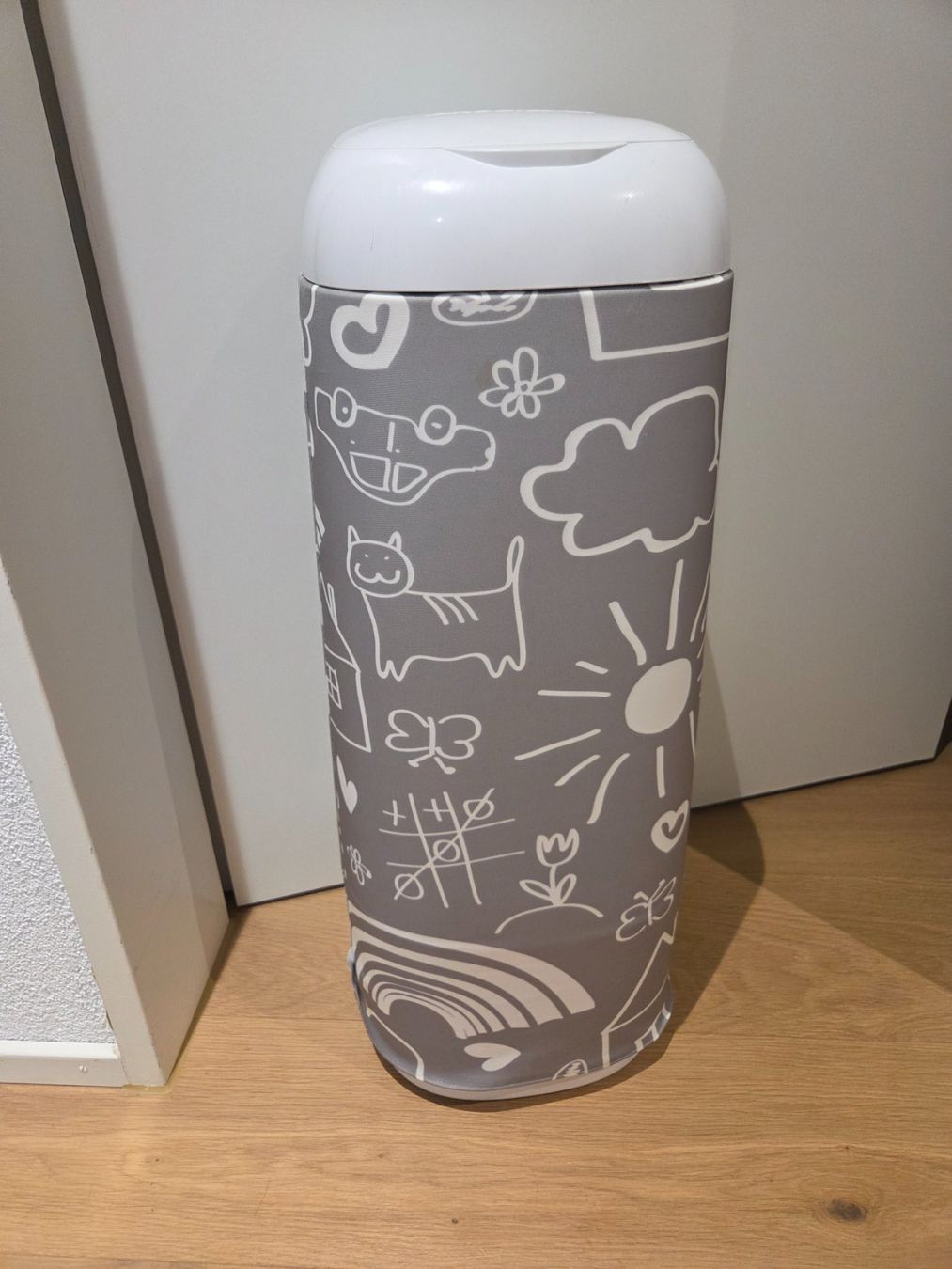 Secchi per pannolini & Pannolini: Windeleiner XL inkl. Stoffbezug – Usato da Wiesendangen venduto da Lava4 8