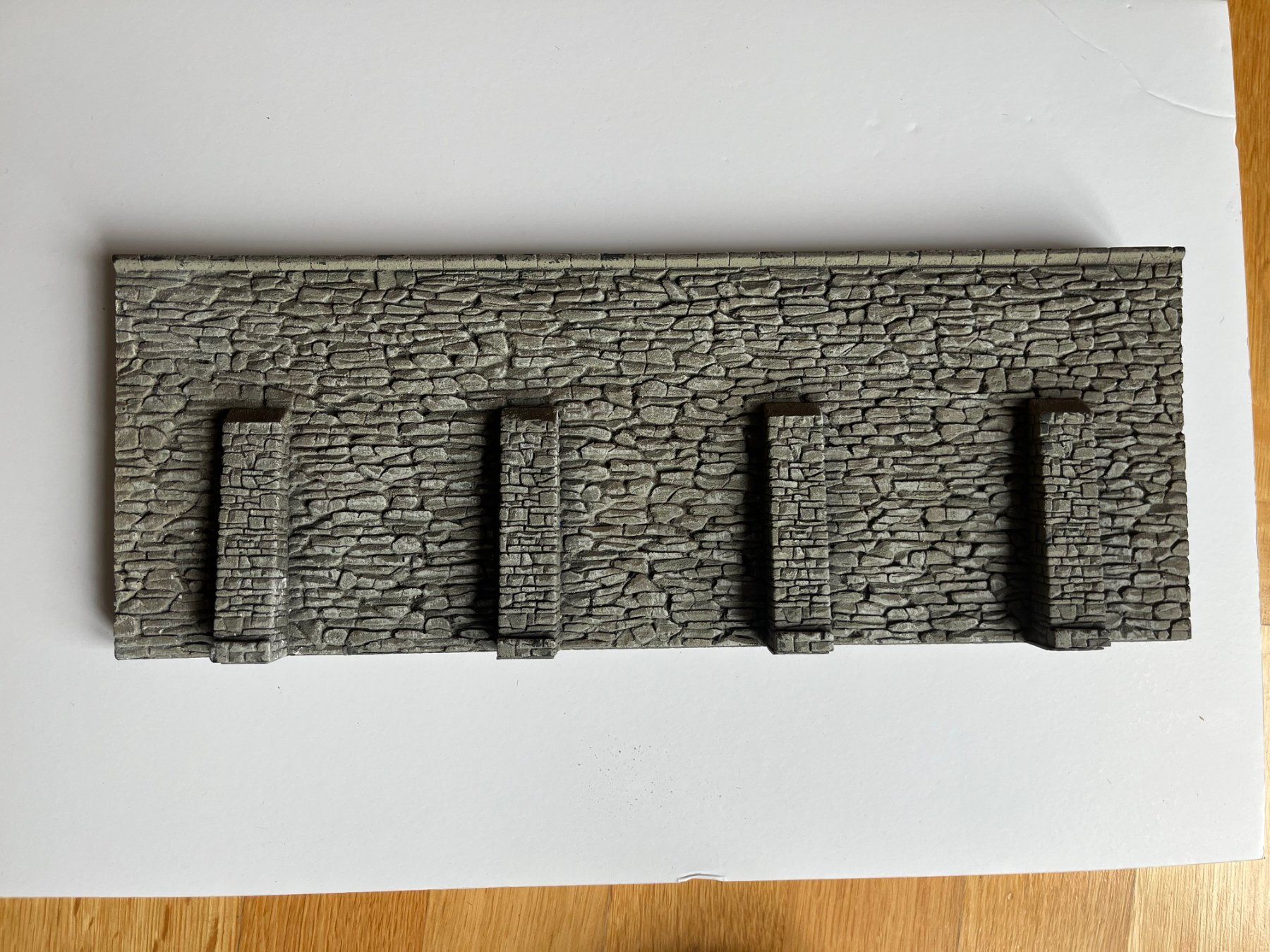Noch Modellini di ferrovie: Noch Stein-Stützmauer PROFI-plus H0 58056 – Usato da Horgen venduto da Aladdins_Wunderlampe