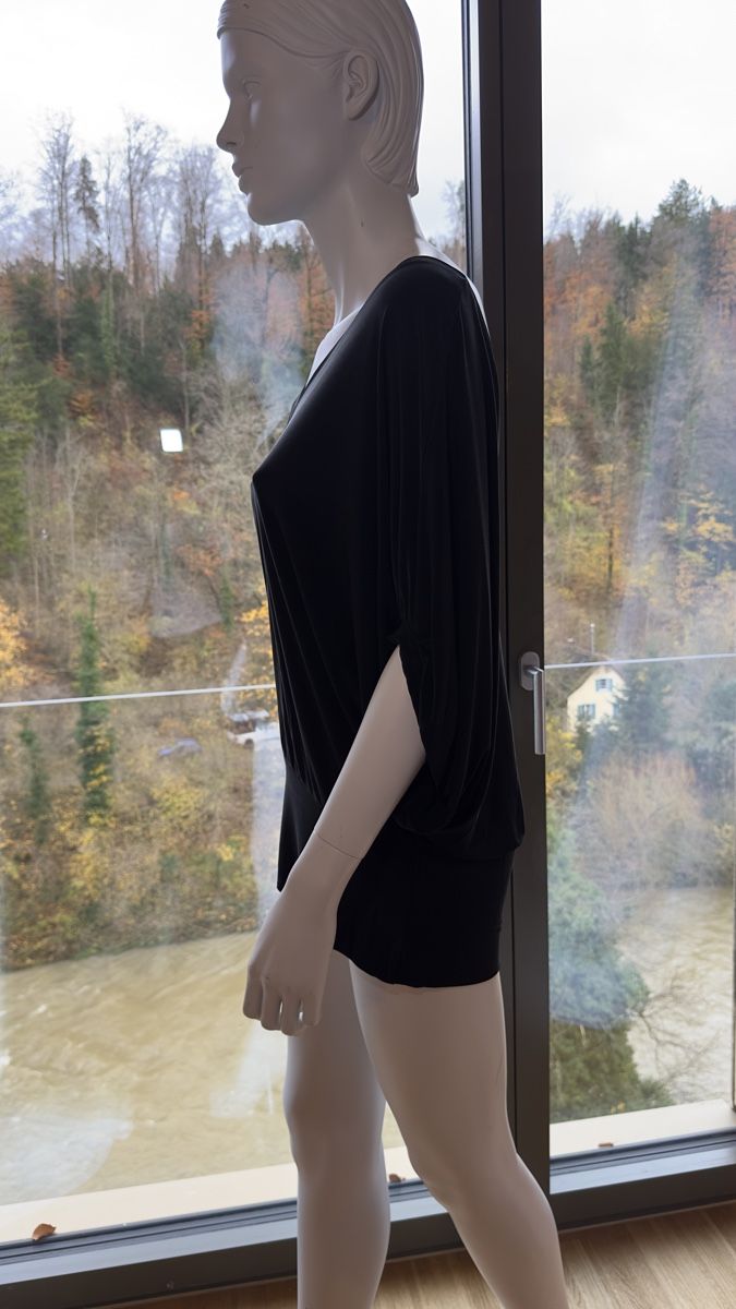 Guess Camicette: Bluse von Quess – Nuovo (secondo la descrizione) da Adliswil venduto da RicPro 1