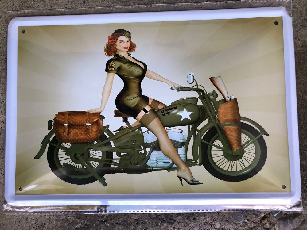 Harley Davidson military army pin up classic 1