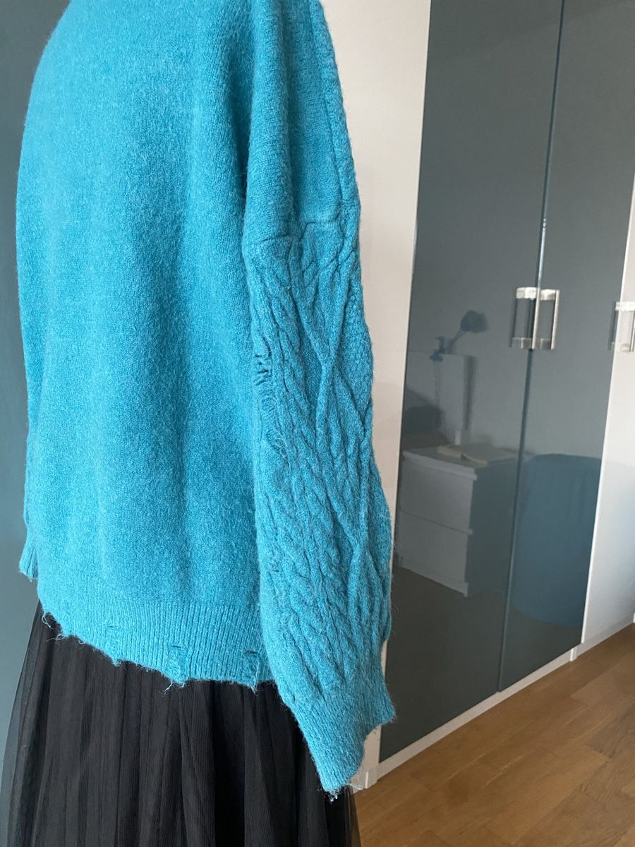 Maglioni & Felpe: Pullover Damen türkische Farbe Einheitsgröße – Usato da Dübendorf venduto da Levintreyer 2