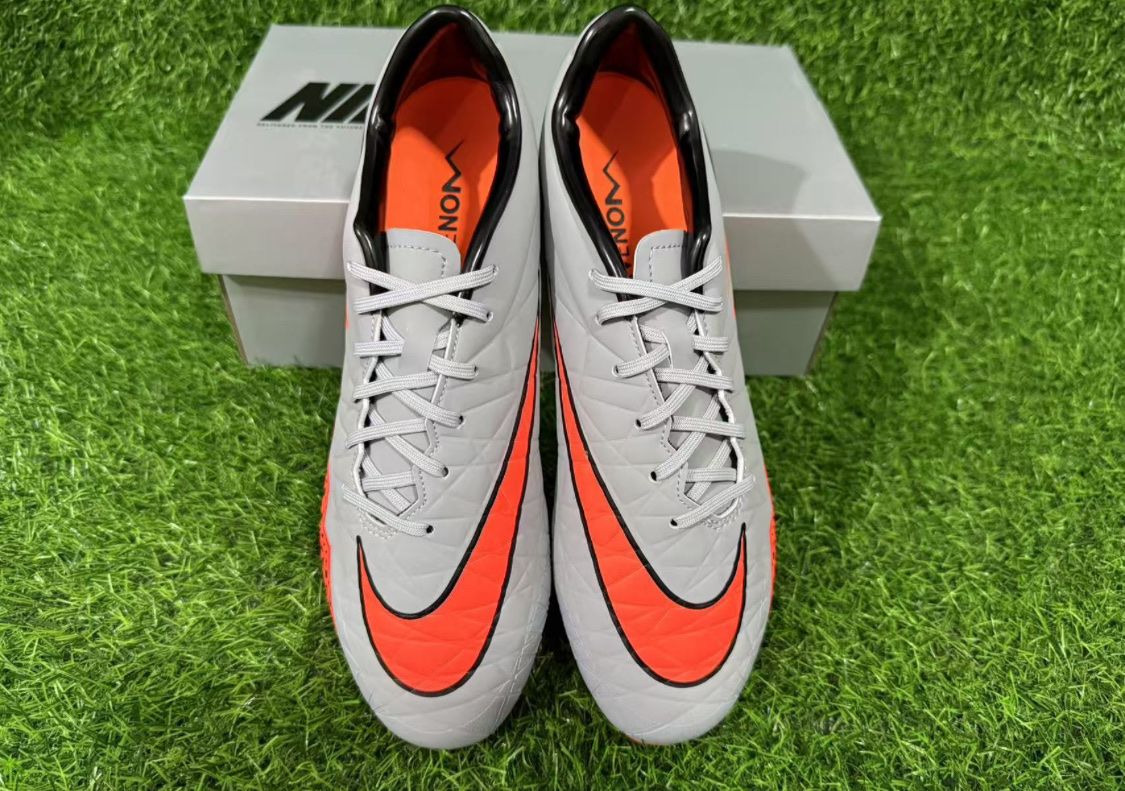 Scarpe da uomo: Nike Hypervenom Phantom II FG Size 44 – Nuovo (secondo la descrizione) da Vevey venduto da kev_5xk2 2