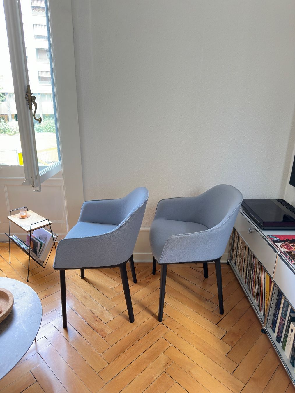 Vitra Chaises: Softshell chair - chaises Bouroullec – D'occasion à Genève par s.rouge 1