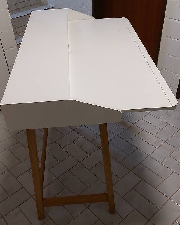 Schreibtische: Stylischer Schreibtisch – Gebraucht aus Buttisholz von Swiss2ndHandDeals 2