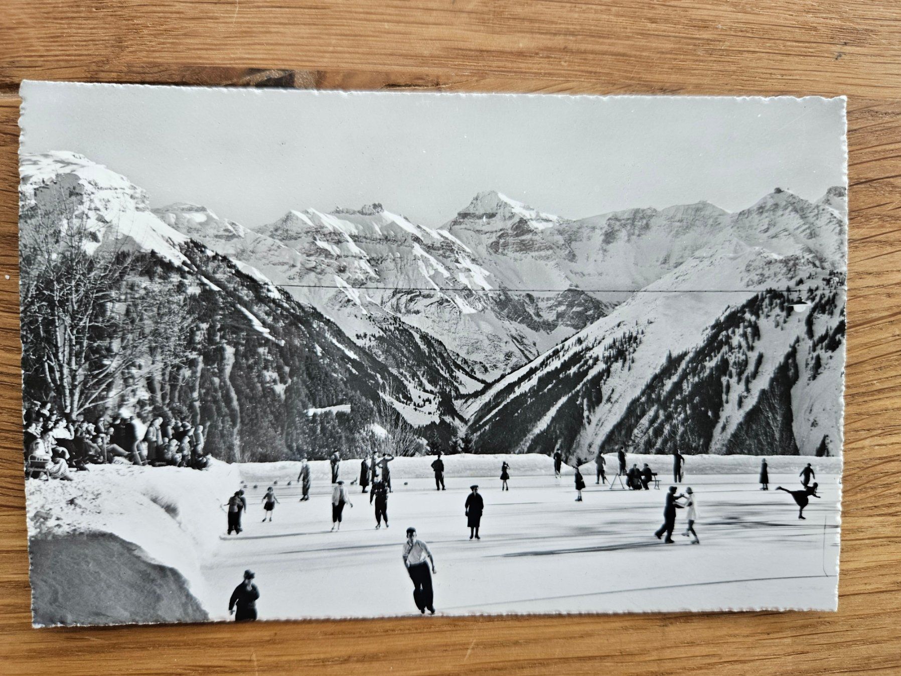 Cartoline postali: PK Eisfeld Braunwald 50 er Jahre – Usato da Buttikon SZ venduto da Marcelr