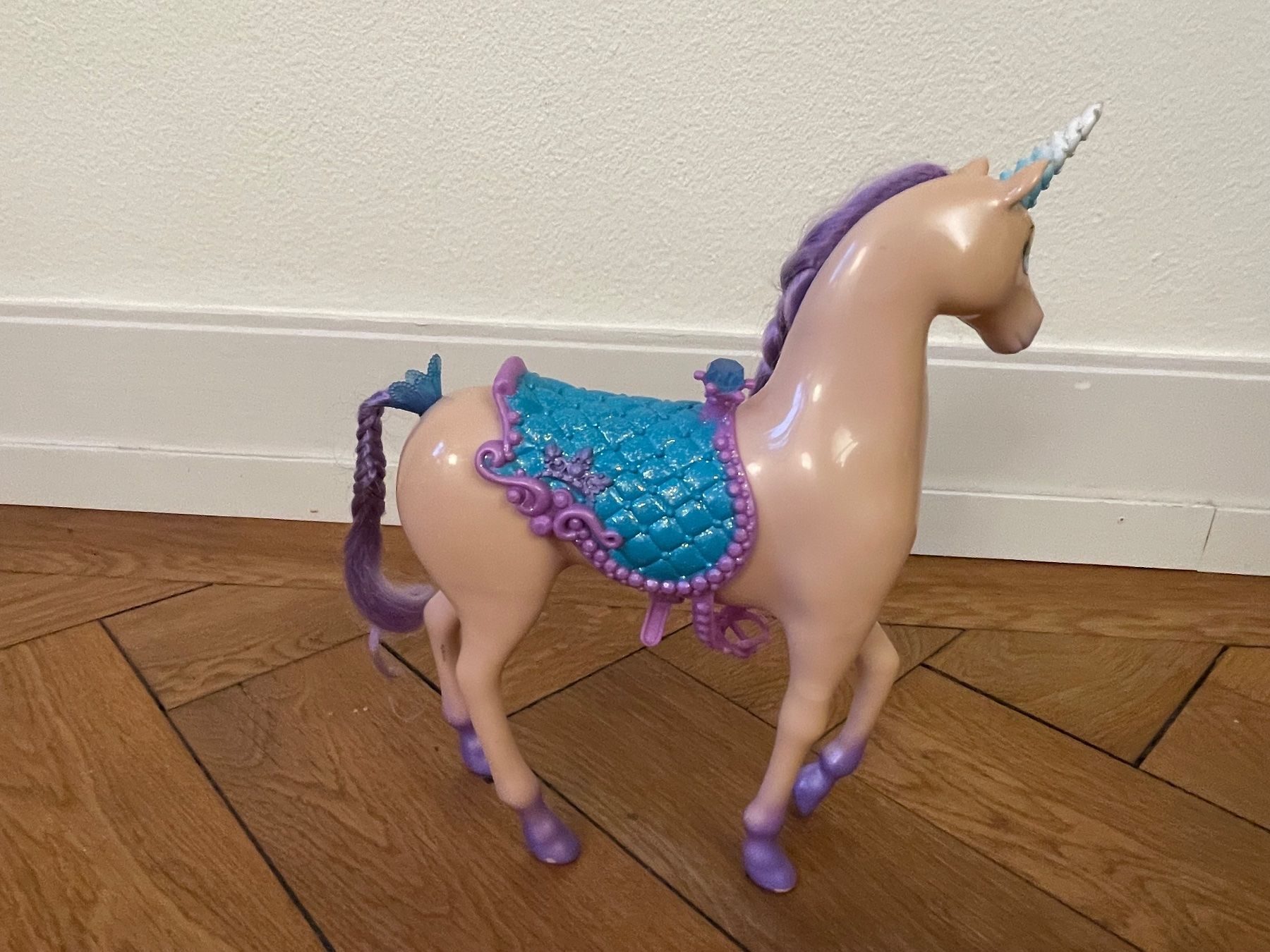 Spielzeuge: Barbie Einhorn / Pferd von Mattel – Gebraucht aus Wabern von Bru-Mi 2