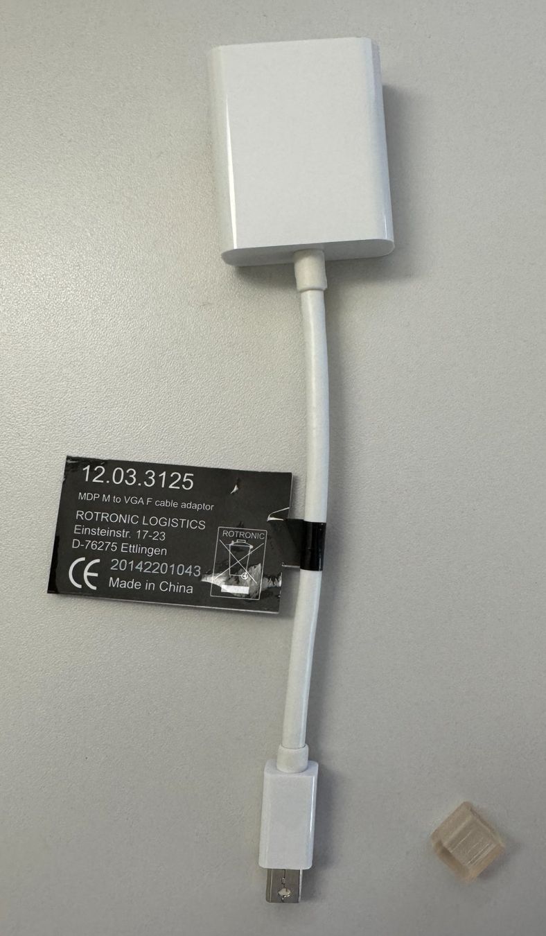 Unità & Adattatore: VGA to mini Displayport Adapter – Usato da Winterthur venduto da YaV 1