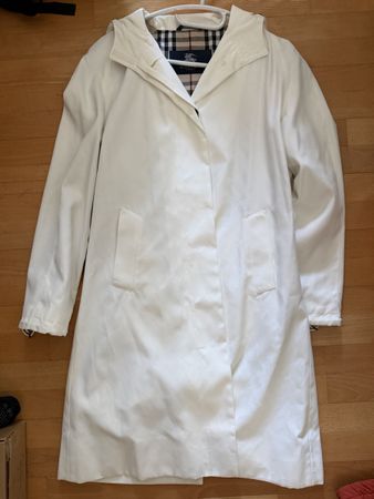 Burberry Mantel weiss Gr. S guter Zustand