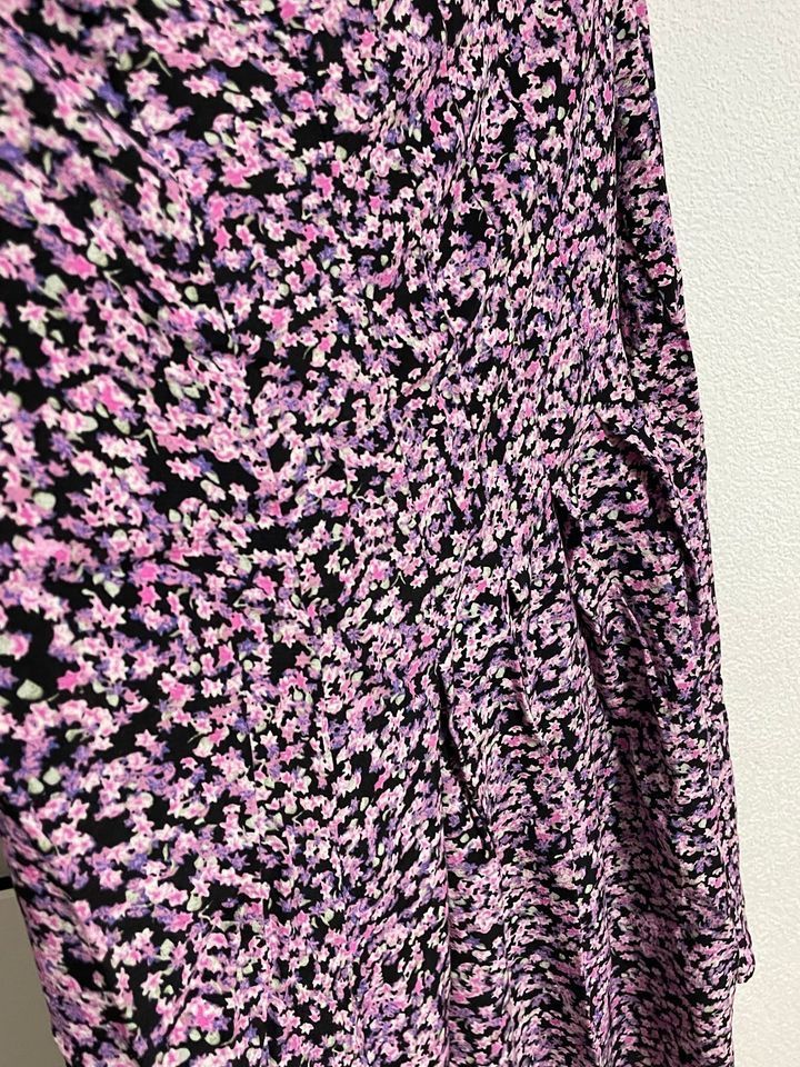 Röcke: H&M Rock 38 Grösse – Neu (gemäss Beschreibung) aus Tägerwilen von makcode09
