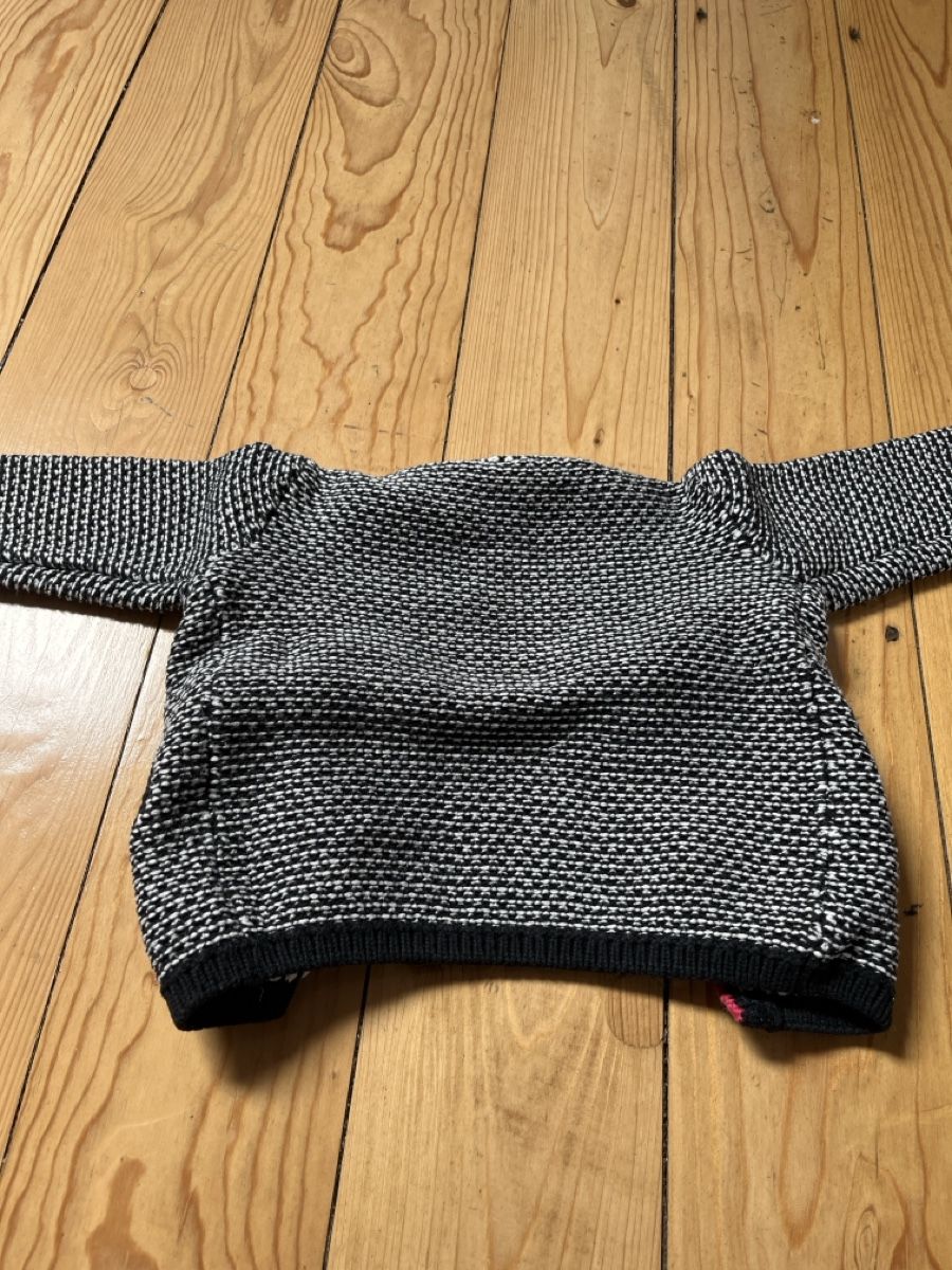 Maglioni & Felpe: Süsses Strickjäckchen – Usato da Zürich venduto da budgie7 1