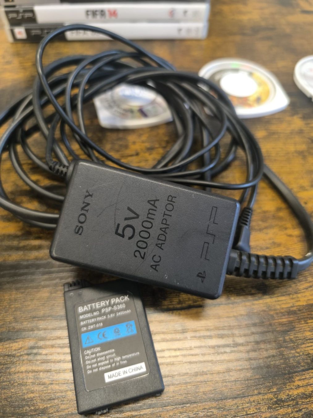 Sony Konsolen: Sony PSP 2004 bundle – Gebraucht aus Conthey von costafrederico 9