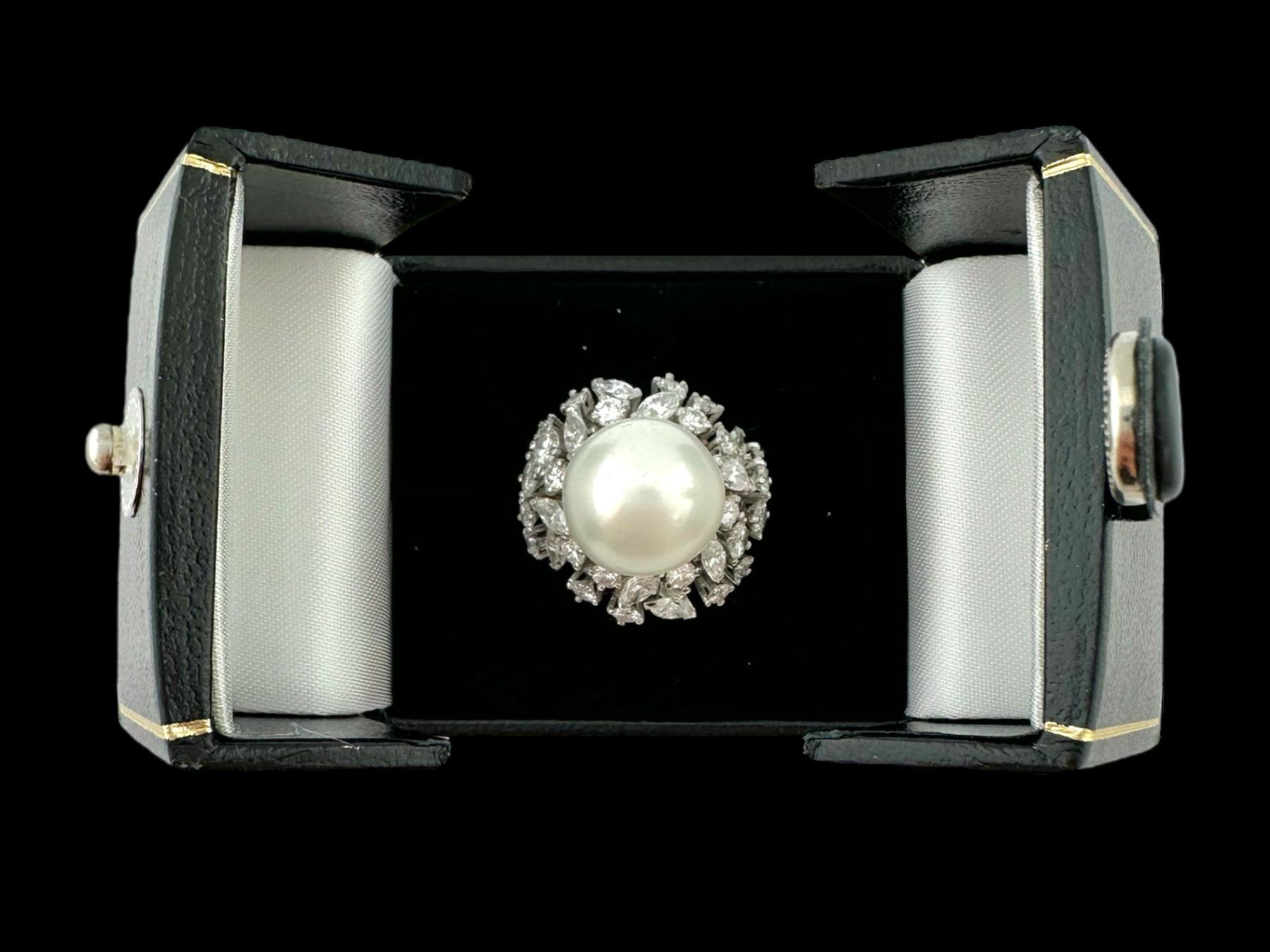 Gübelin Anelli: GÜBELIN, Südseeperlen - Diamant - Cocktailring – Usato da Zuzwil SG venduto da artimmo 7