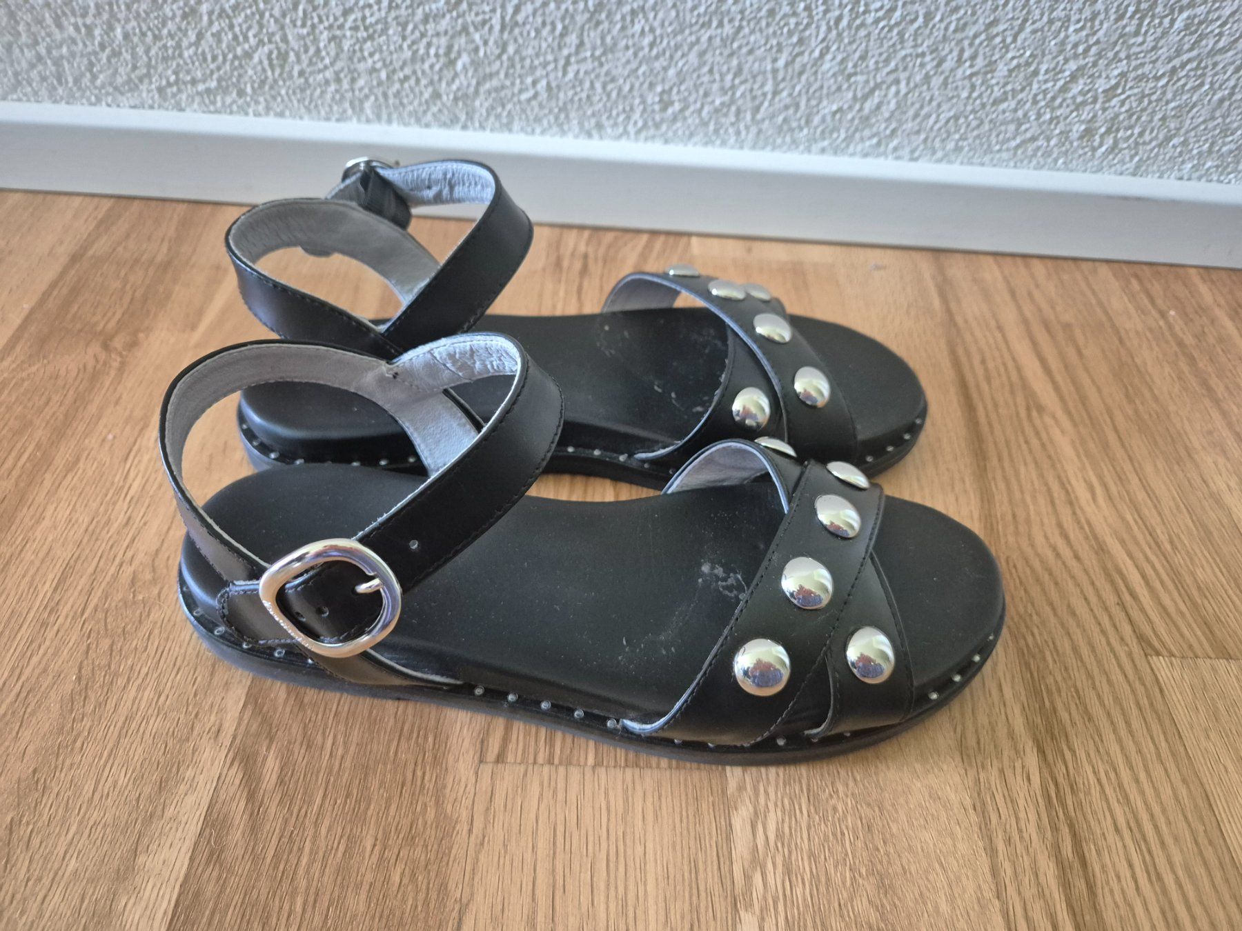 Scarpe da donna: Sandale Nero Giardini Gr. 37 – Usato da Willisau venduto da dor_xp9g 6