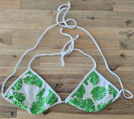 Neues Bikini Top Gr. M von Tarzan.ch - Monstera Print!