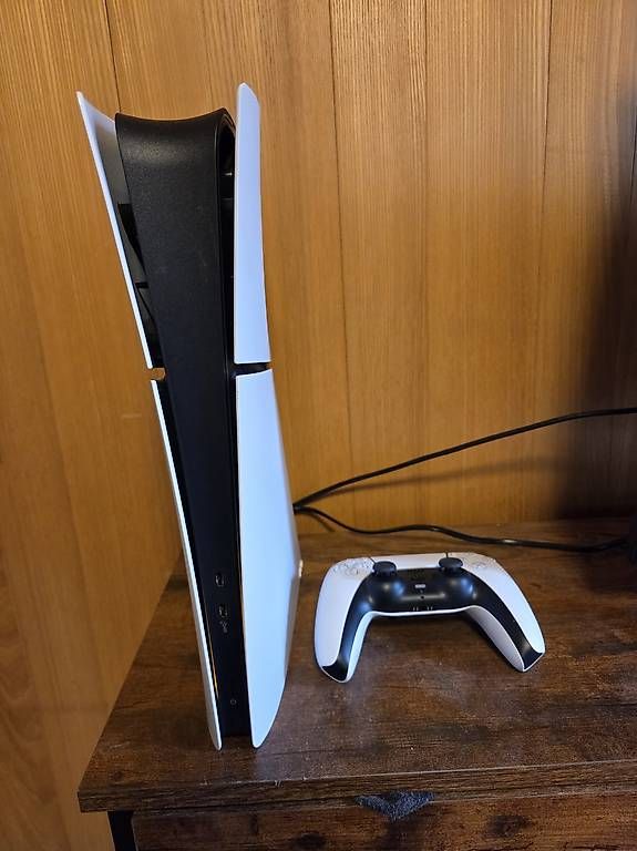 Consoles: Playstation 5 – D'occasion à Brienz BE par Zob_2006