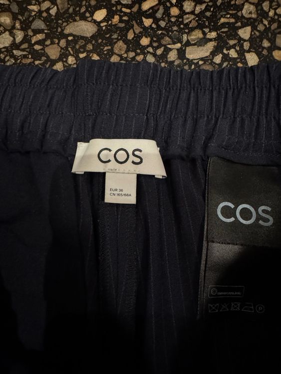 Cos Ensembles & Tailleurs: Cos navy blue suite size 36/38 – D'occasion à Zürich par gva_r9gs 4
