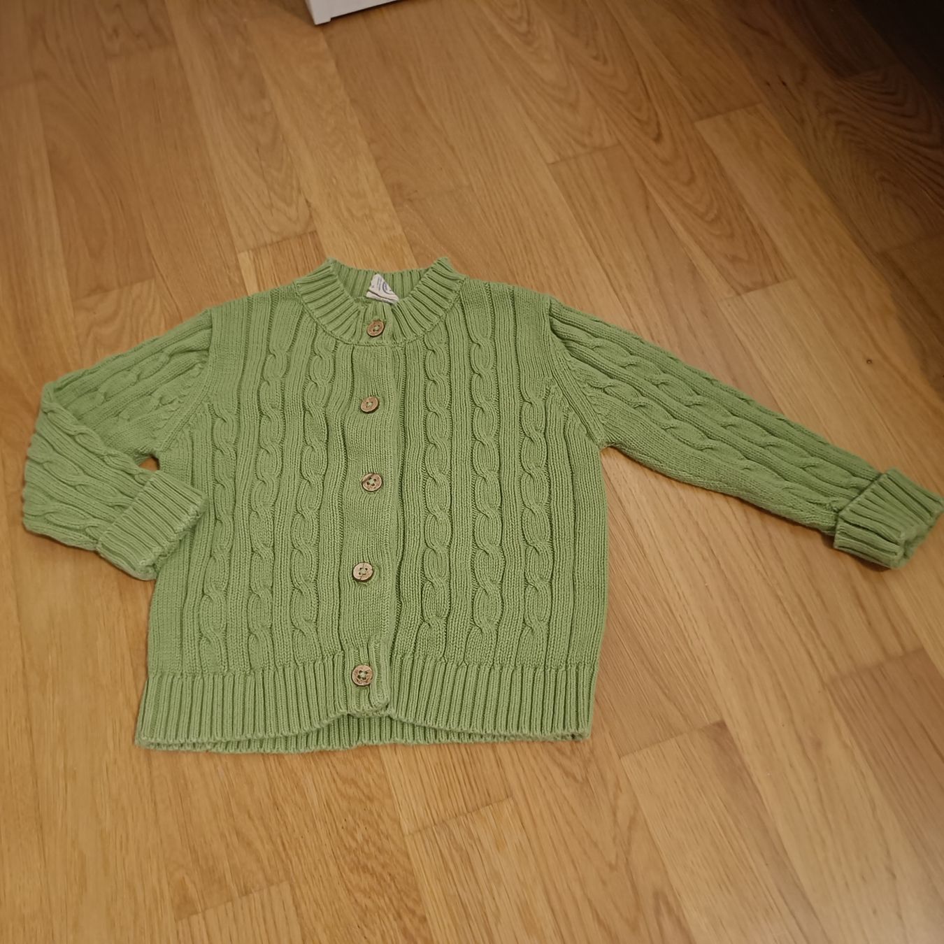 Jacken & Mäntel: Strickjacke Grösse 92 – Gebraucht aus Jaberg von urig17.