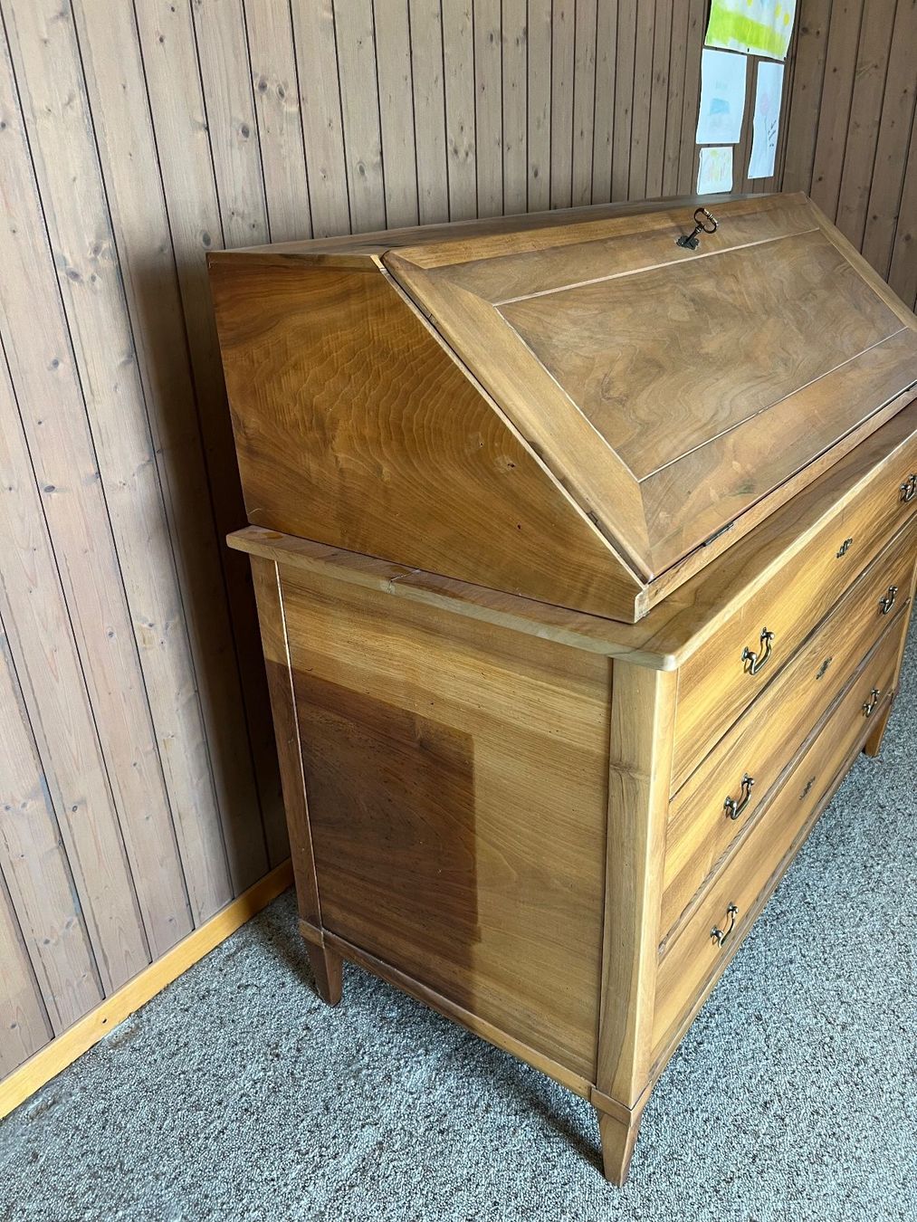 Cassettiere: Antiker Sekretär Nussbaum Holz mit Kommode – Usato da Emmenbrücke venduto da aristella 5