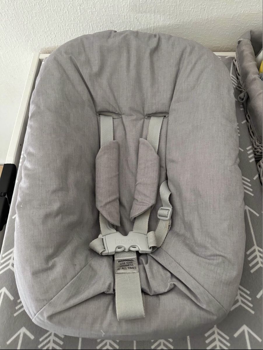 Stokke Chaises hautes: Stokke newborn set – D'occasion à Genève par jor_dzr5