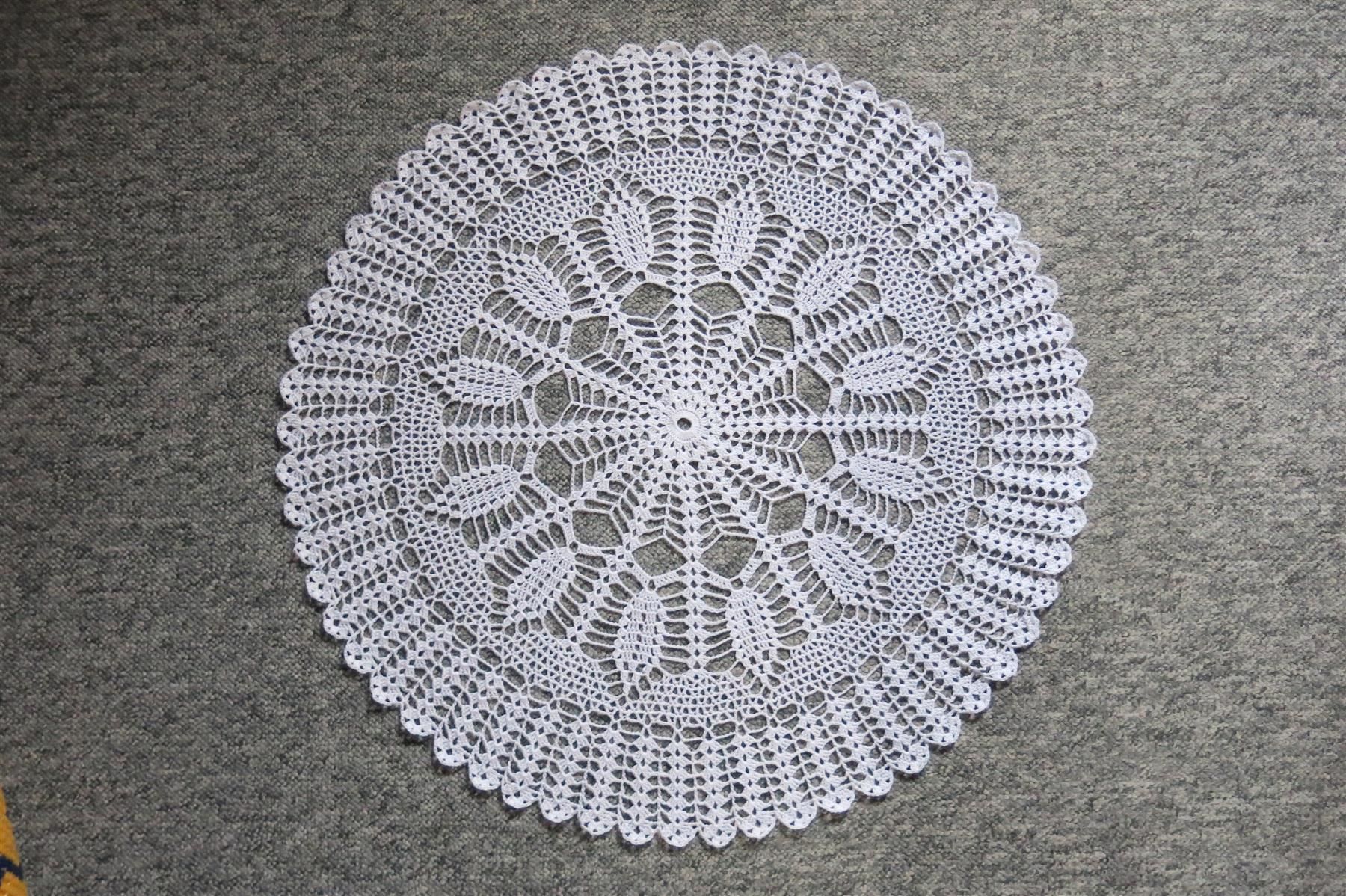 Tutte le decorazioni: Rundes Häkeldeckchen /weiss/ ca 58 cm – Nuovo (secondo la descrizione) da Schaffhausen venduto da Espressoo7 3