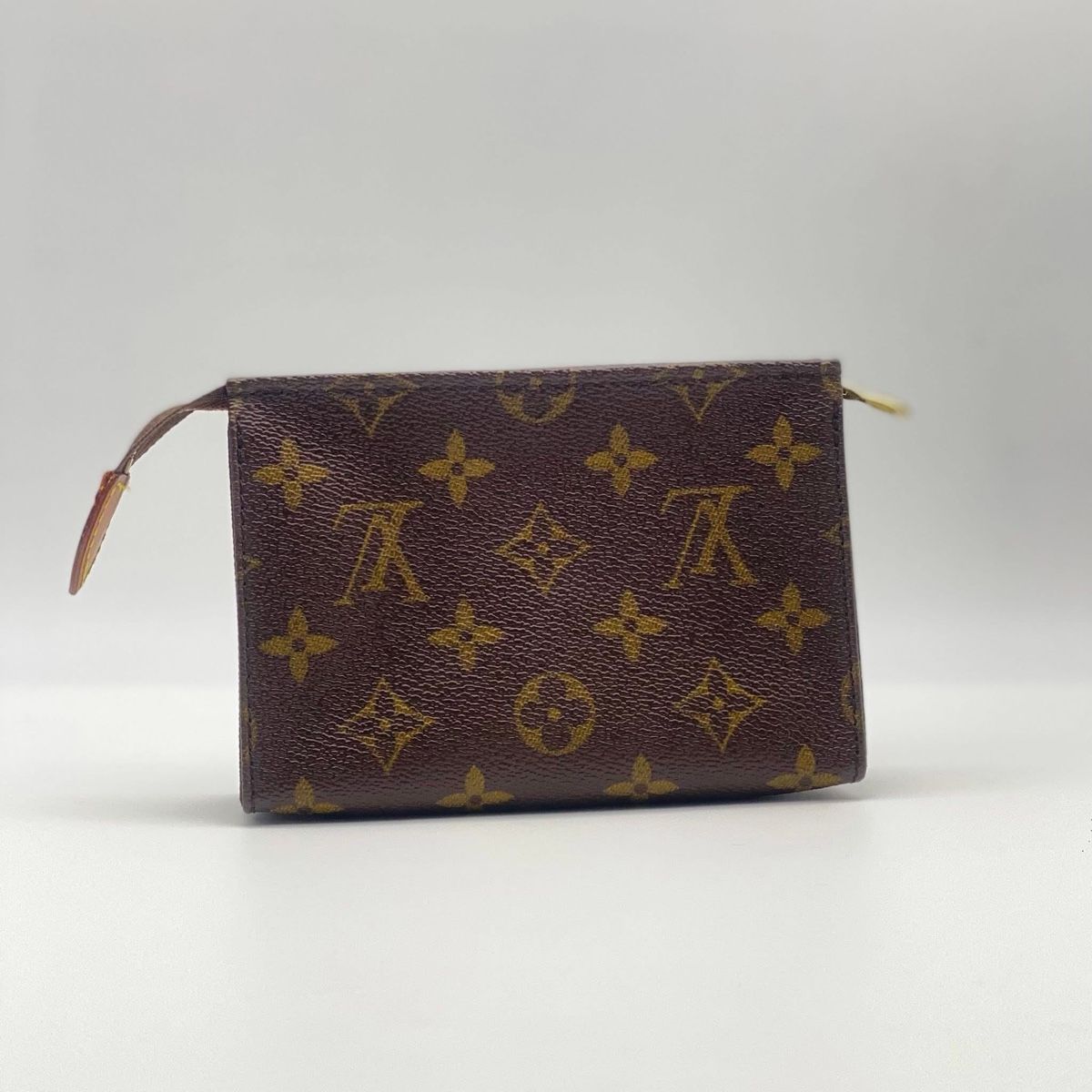 Louis Vuitton Borse: Louis Vuitton Toiletry Pouch 15 cm – Usato da Widnau venduto da Pukpan_99