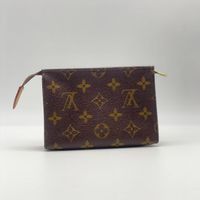 Louis Vuitton Toiletry Pouch 15 cm