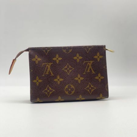 Louis Vuitton Toiletry Pouch 15 cm