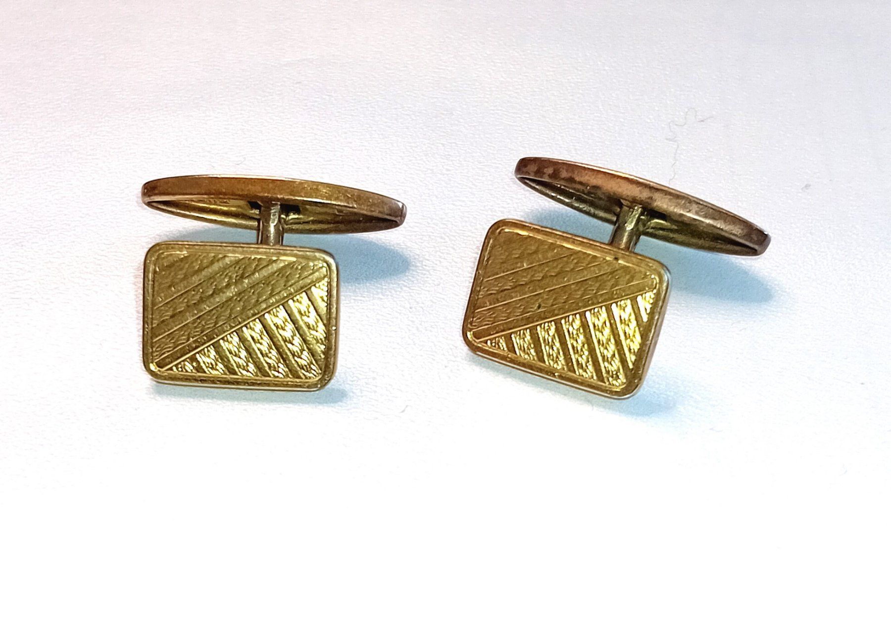 Gemelli: Boutons de manchette dorés asymétriques MURAT – Usato da Neuchatel venduto da Vlenoble 1