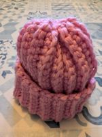 gehäkelte Mütze, rosa