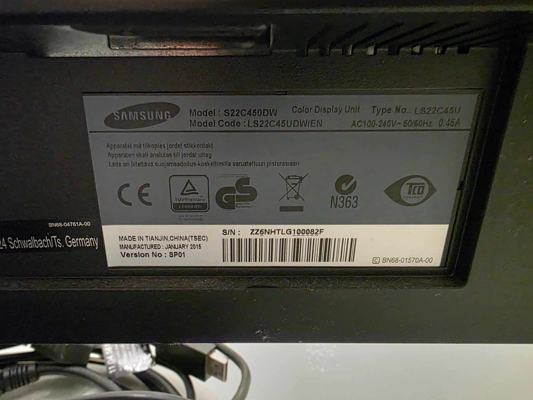 Samsung Ecrans: 2x Samsung Monitore – D'occasion à Ermatingen par ziify 2