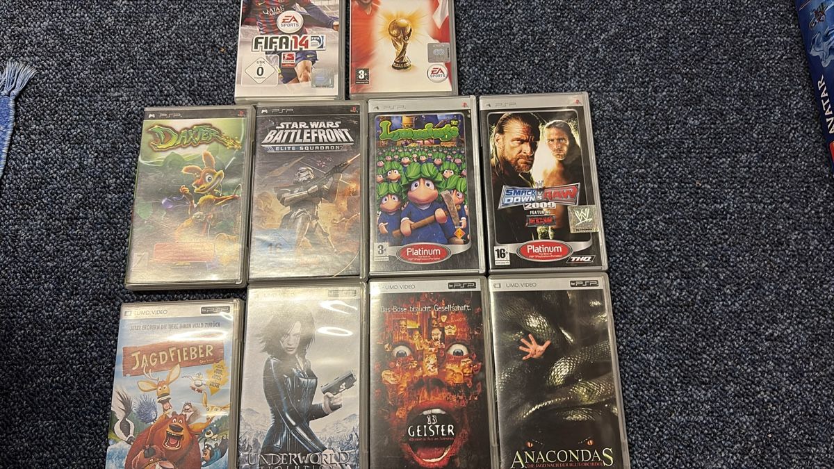 Sony Konsolen: PSP spiele und filme – Gebraucht aus Herzogenbuchsee von warrior77