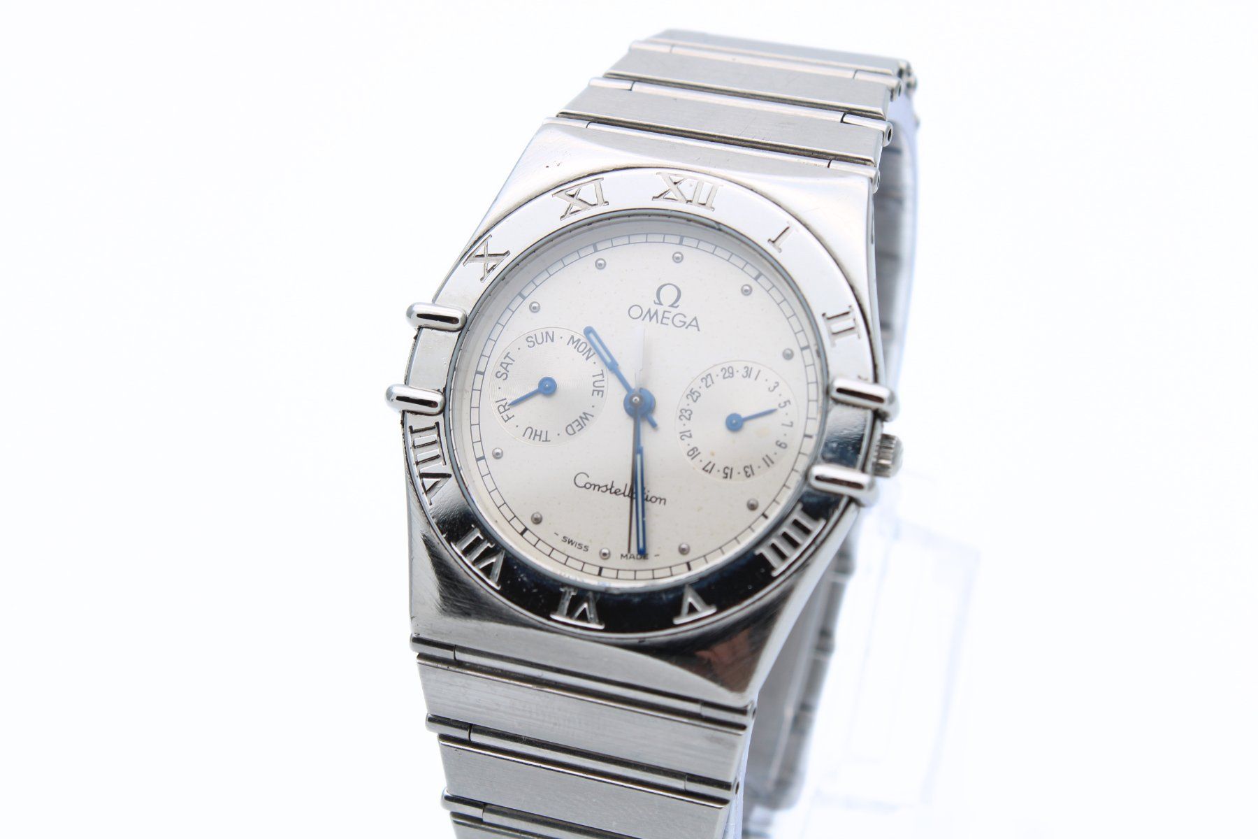Omega Montres: Omega Constellation Manhattan Month-Date Stahl ref. 3961070 – D'occasion à Brüttisellen par AlphaOmega05 1