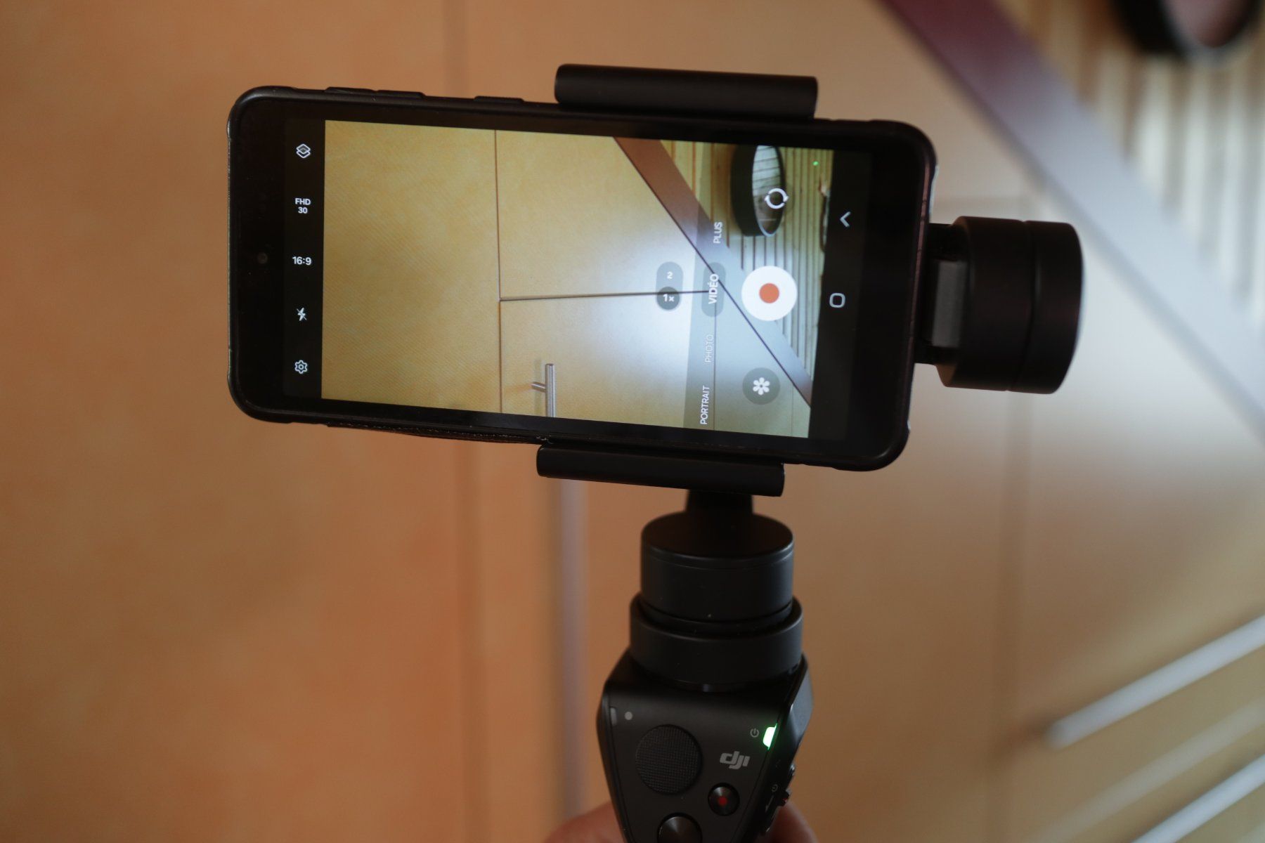 DJI Altri Accessori: stabilisateur dji osmo – Usato da Vaulion venduto da akedia 2