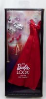 BARBIE LOOK ON THE RED CARPET X9193 BLACK LABEL 2012