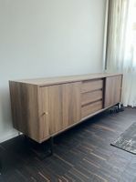 Sideboard Nussbaum Optik mit Schiebetuer und Schubladen