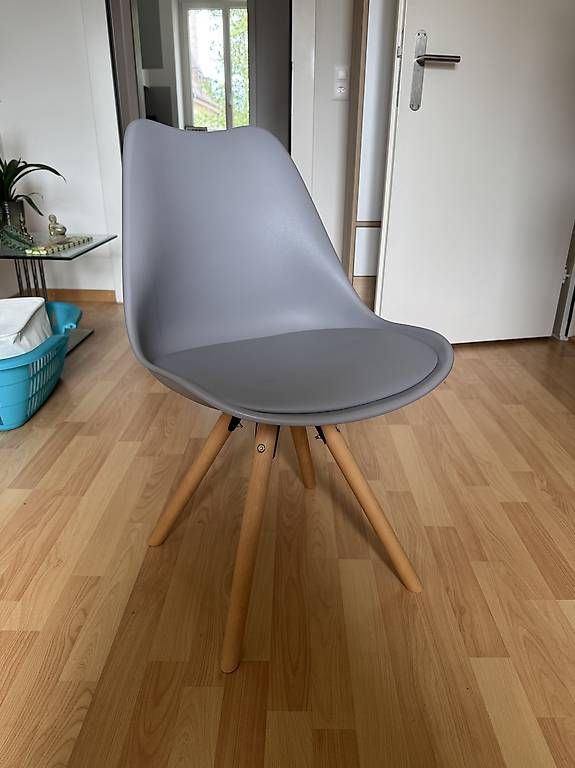 Sedie: 4x Stühle Esszimmer Grau – Usato da Zürich venduto da Nelly98