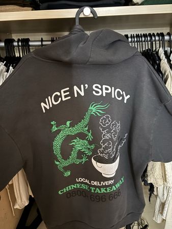 Cooler Kapuzenpullover - Nice N' Spicy - Top Zustand!
