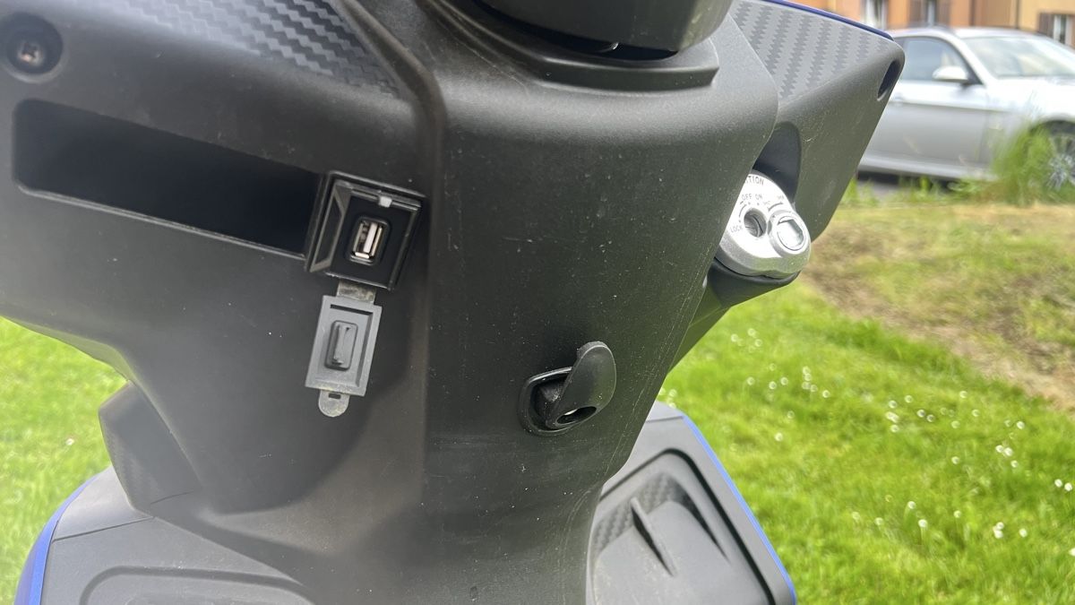 Scooter: E roller 45 km/h zu verkaufen  – Nuovo (secondo la descrizione) da Zürich venduto da arj_h9kc 9