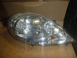 Scheinwerfer R Opel Vivaro, Renault Trafic 8200701356